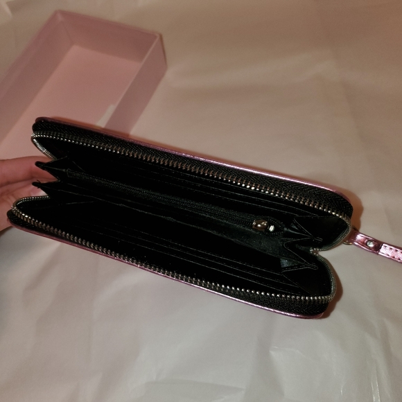 BCBGeneration! - Picture 7 of 8